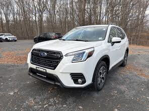 Subaru Forester Premium Crossover AWD
