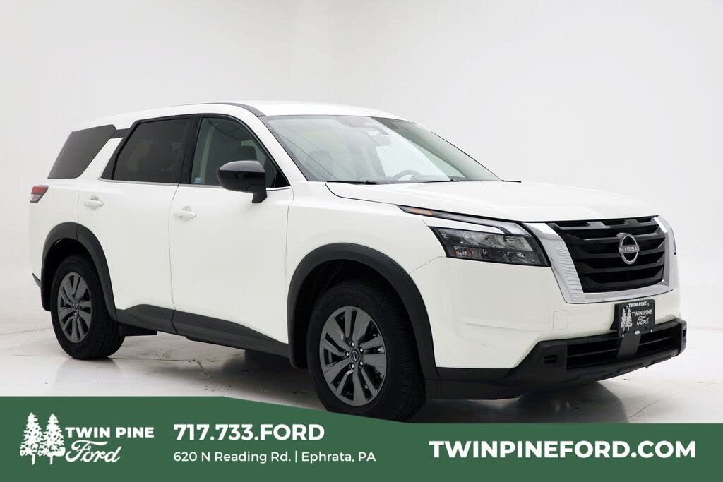 2024 Nissan Pathfinder S 4WD
