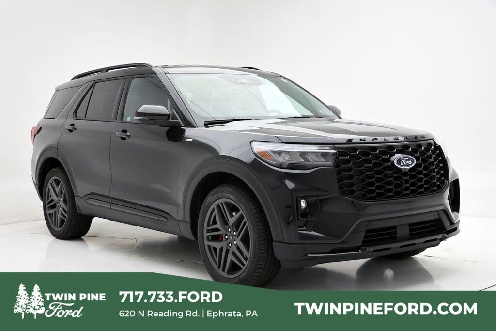 2025 Ford Explorer ST-Line AWD