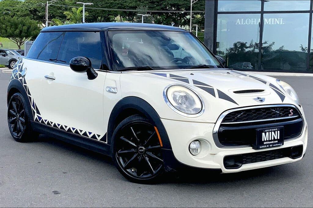 2018 MINI Cooper S 2-Door Hatchback FWD