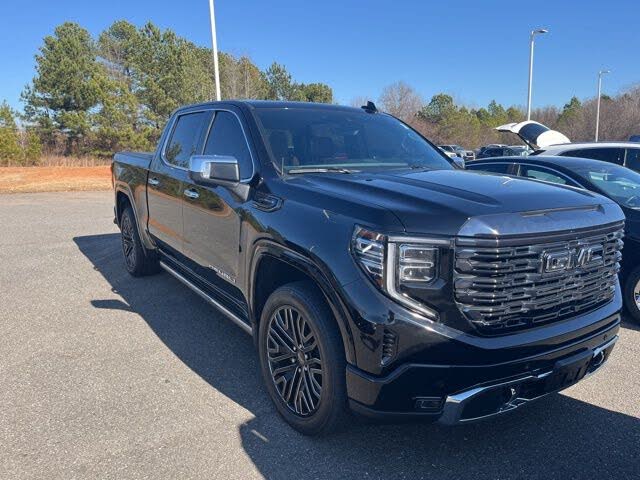 2022 GMC Sierra 1500 Denali Ultimate Crew Cab 4WD