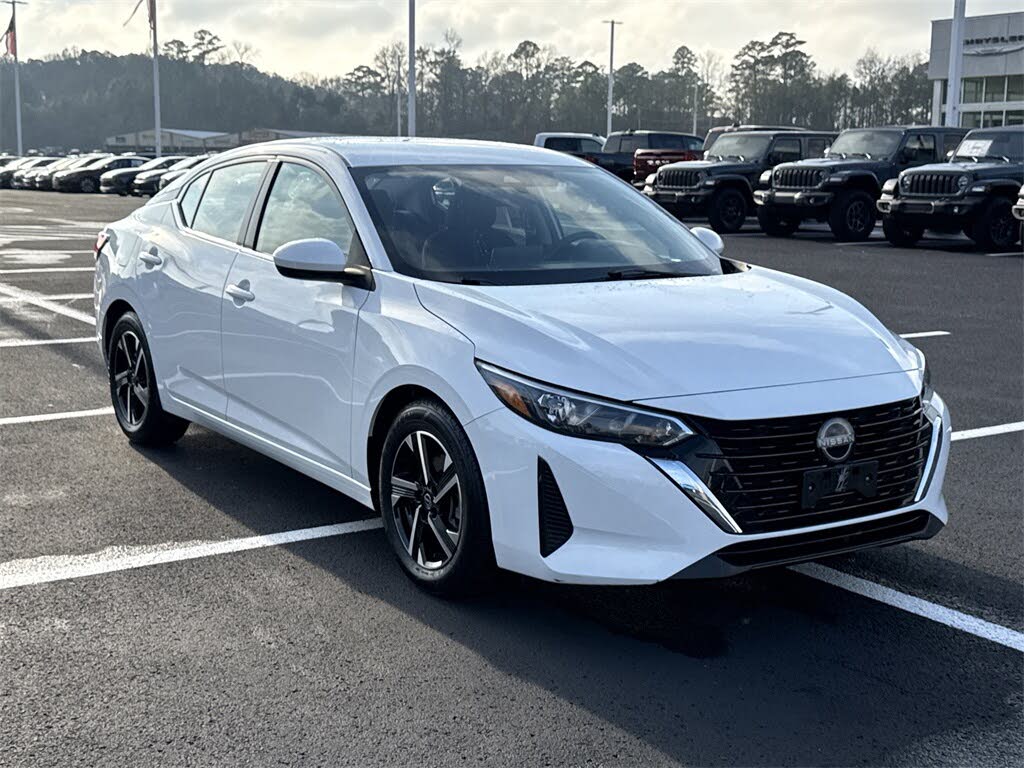 2024 Nissan Sentra SV FWD