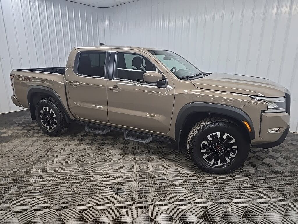 2022 Nissan Frontier PRO-4X Crew Cab 4WD