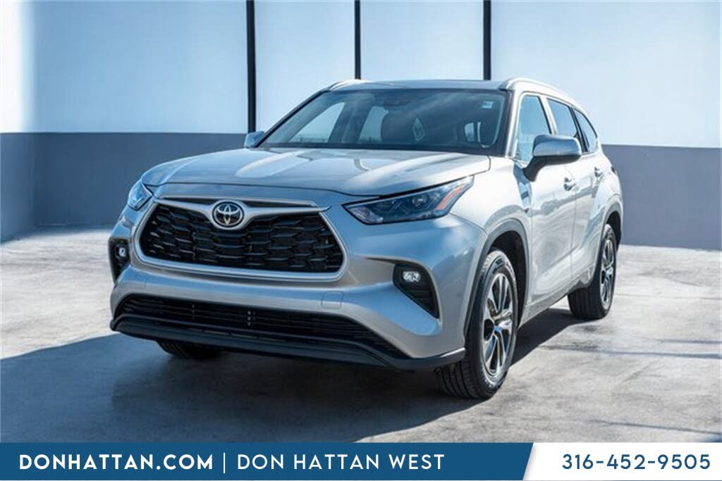 2024 Toyota Highlander XLE FWD