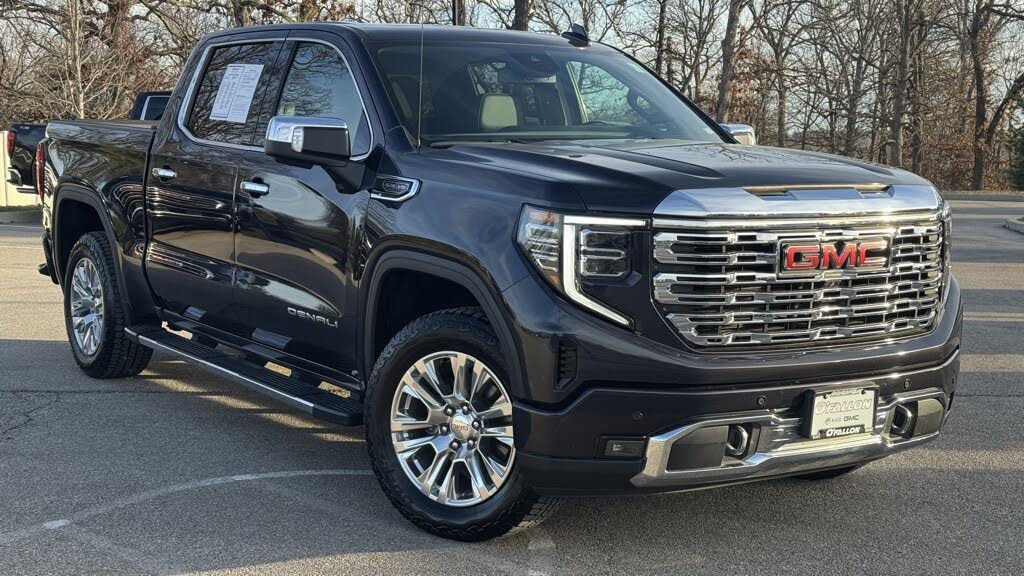 2022 GMC Sierra 1500 Denali Crew Cab 4WD