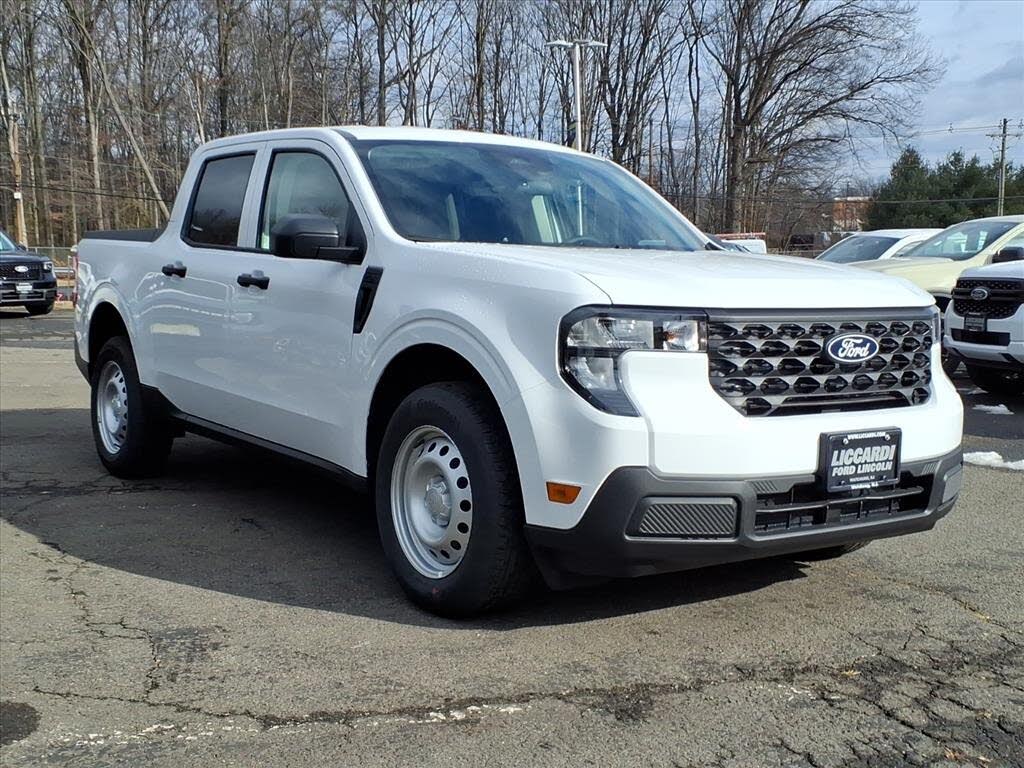 2025 Ford Maverick XL SuperCrew AWD