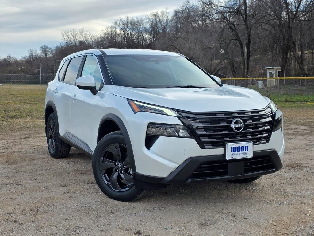 2026 Nissan Rogue SV AWD
