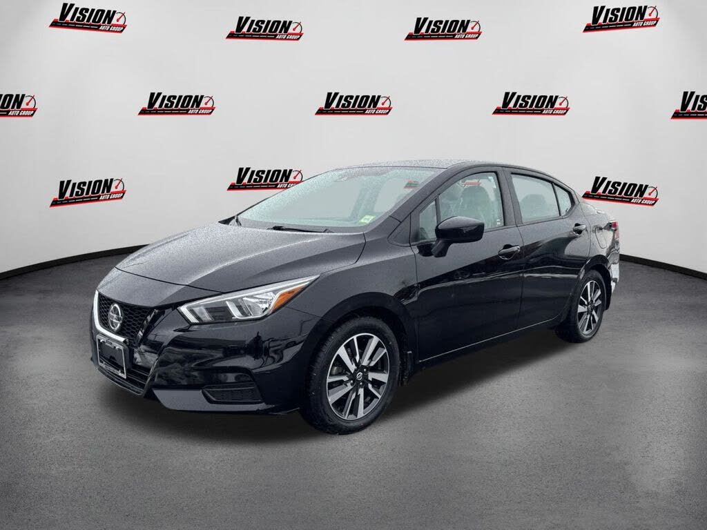 2022 Nissan Versa SV FWD