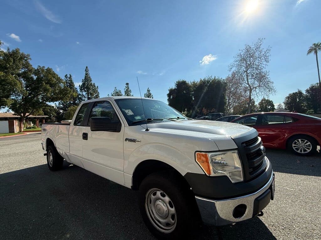 2013 Ford F-150 XL SuperCab LB 4WD