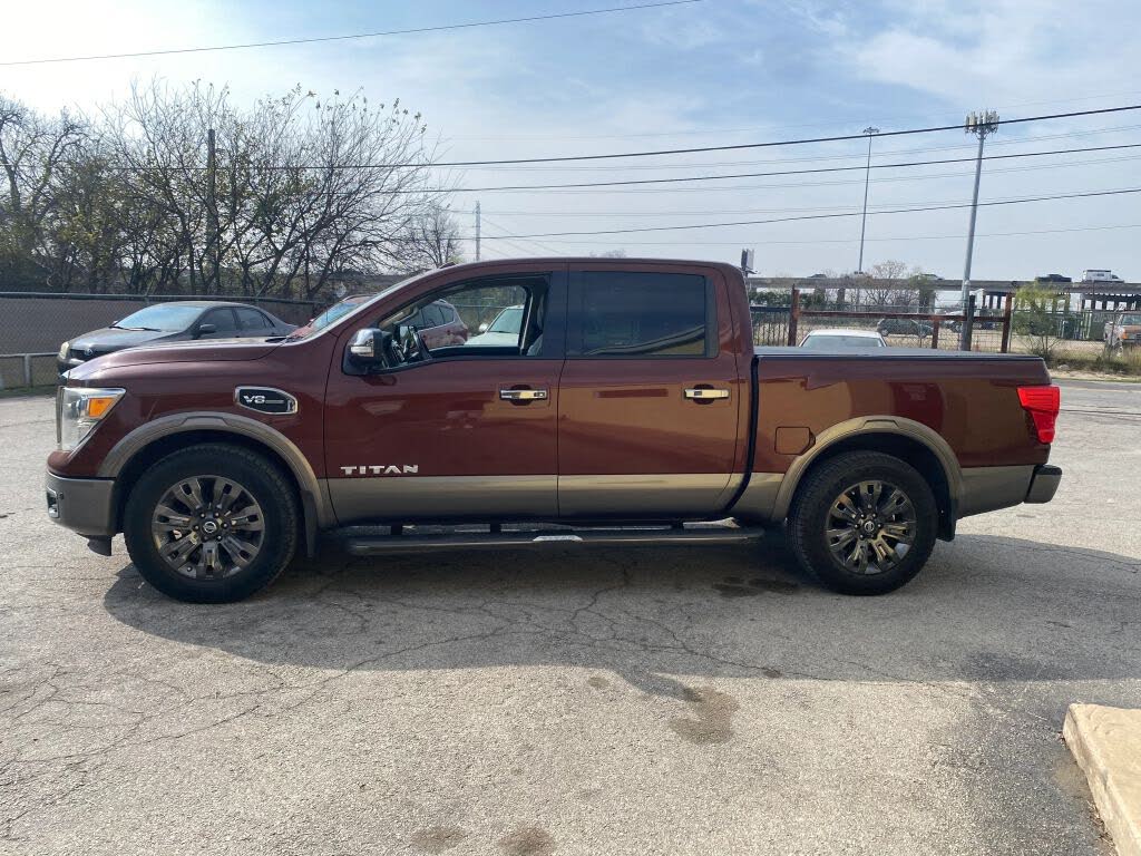 2017 Nissan Titan Platinum Reserve Crew Cab