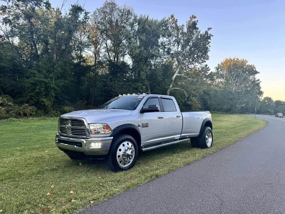 2017 RAM 3500 Big Horn Crew Cab LB DRW 4WD