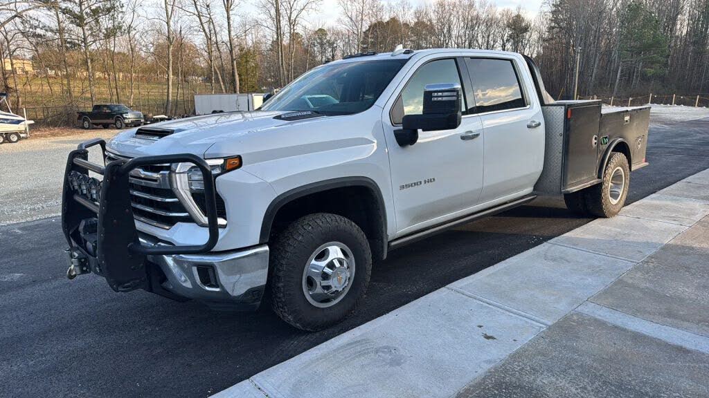 2024 Chevrolet Silverado 3500HD LTZ Crew Cab LB 4WD