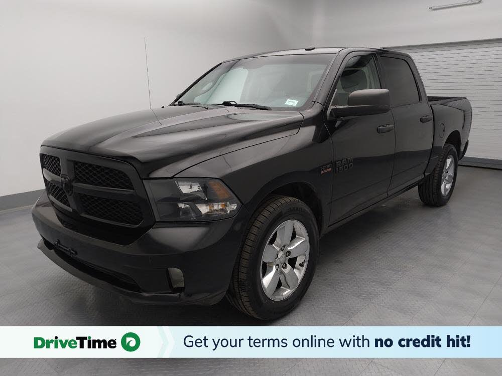 2016 RAM 1500 Express Crew Cab RWD