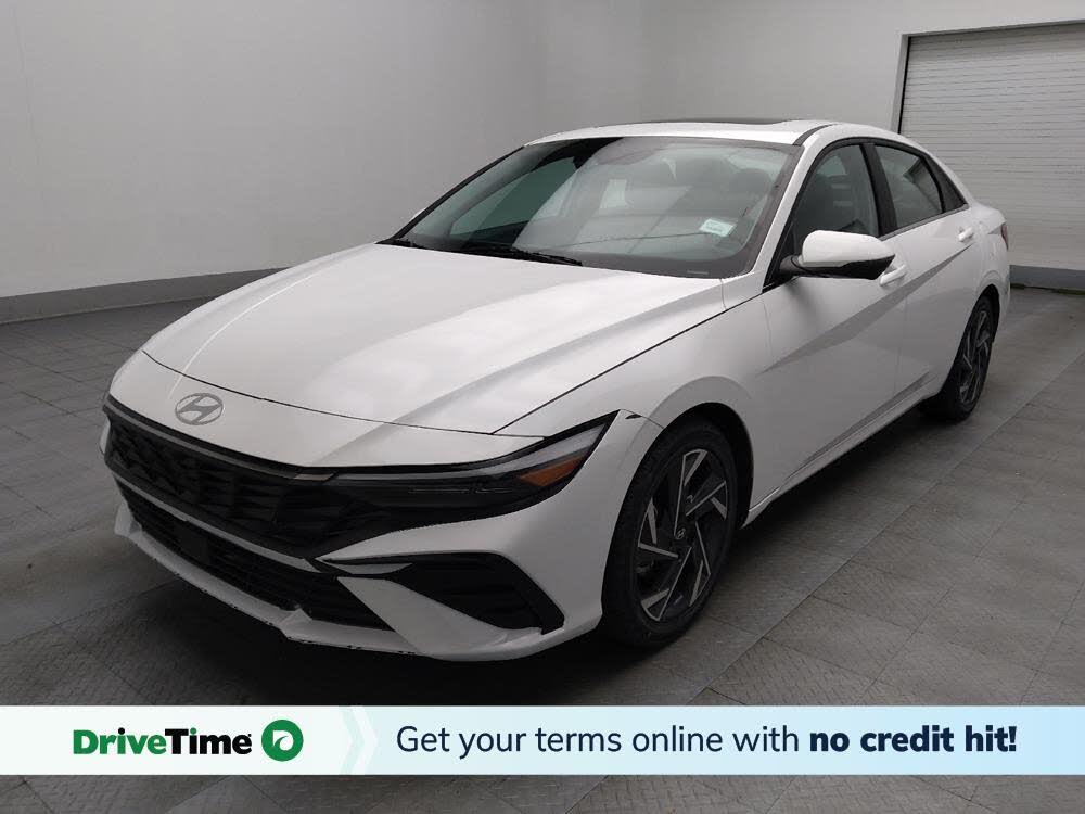 2024 Hyundai Elantra Limited FWD