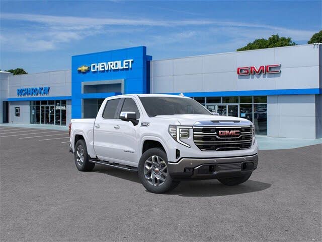 2026 GMC Sierra 1500 SLT Crew Cab 4WD