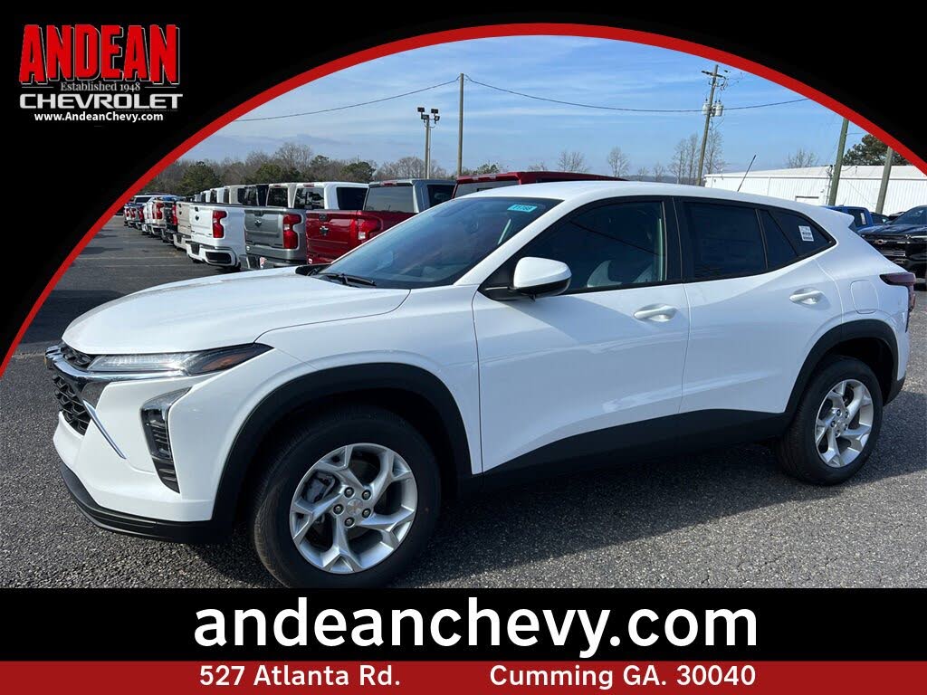 2026 Chevrolet Trax LS FWD