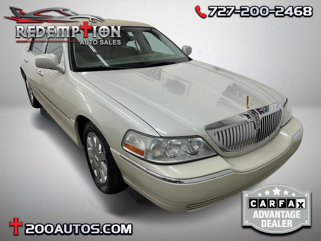 2004 Lincoln Town Car Ultimate