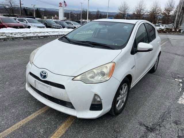 2013 Toyota Prius c Two
