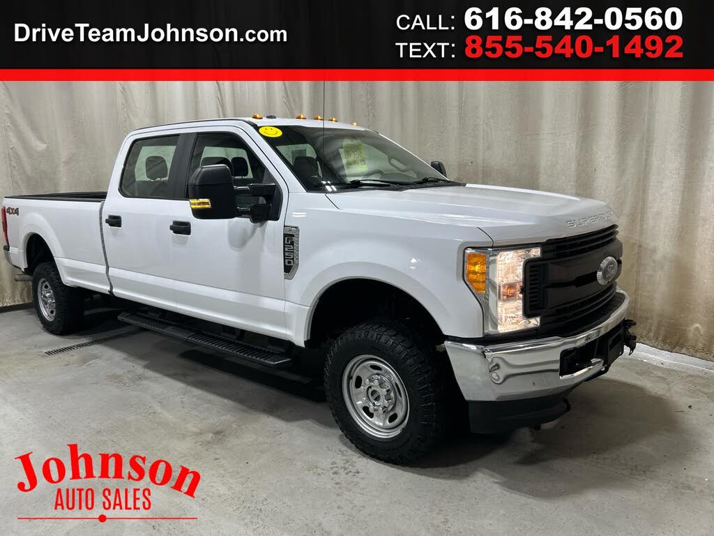 2017 Ford F-250 Super Duty XLT Crew Cab LB 4WD