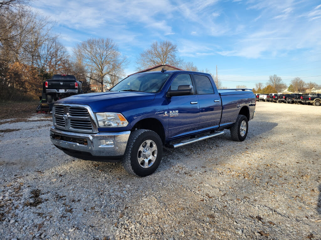 2017 RAM 2500 SLT Crew Cab LB 4WD