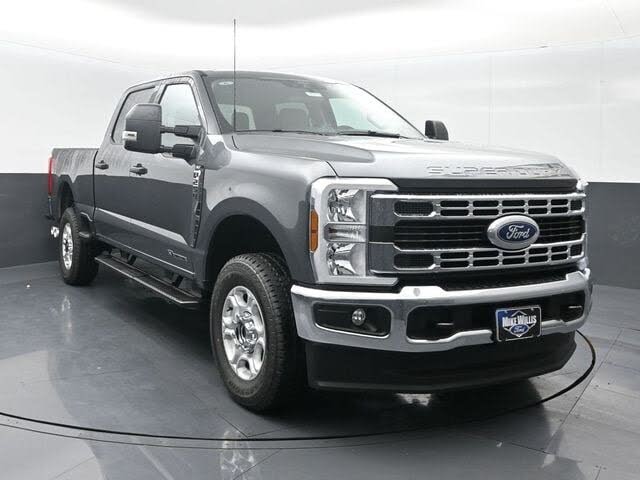 2026 Ford F-250 Super Duty XLT Crew Cab 4WD