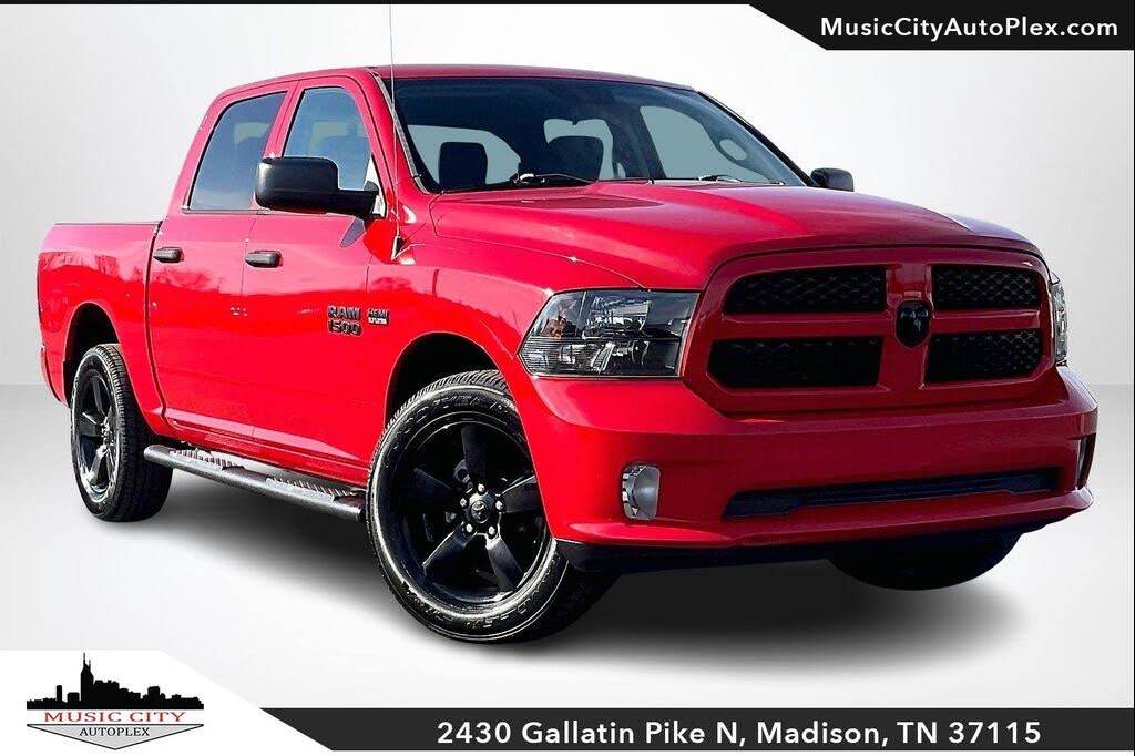 2017 RAM 1500 Express Crew Cab 4WD