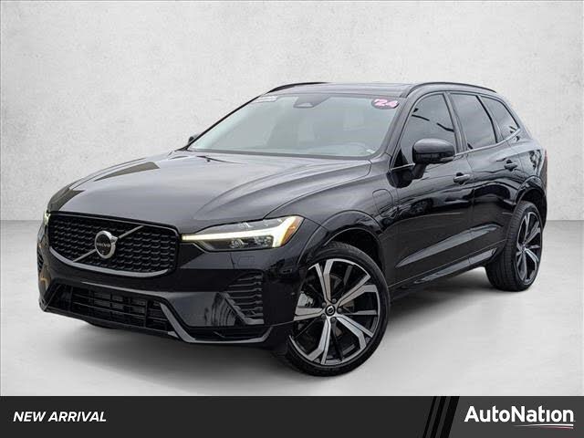 2024 Volvo XC60 Recharge T8 Ultimate Dark Theme eAWD