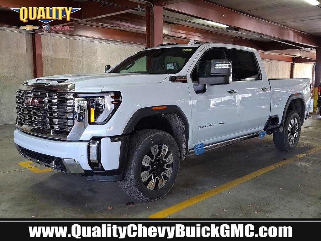 2026 GMC Sierra 3500HD Denali Crew Cab 4WD