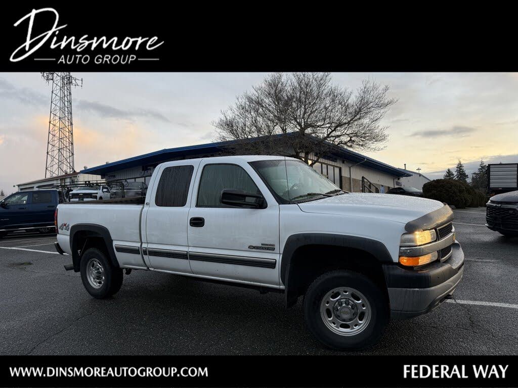 2001 Chevrolet Silverado 2500HD LS Extended Cab 4WD