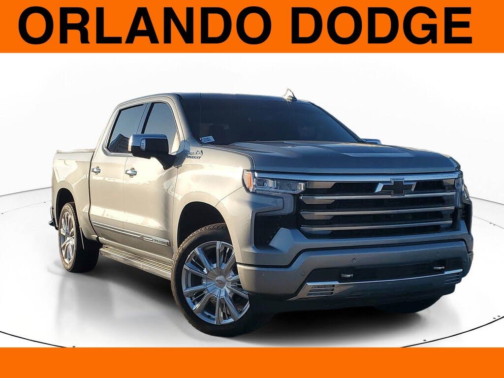 2024 Chevrolet Silverado 1500 High Country Crew Cab 4WD