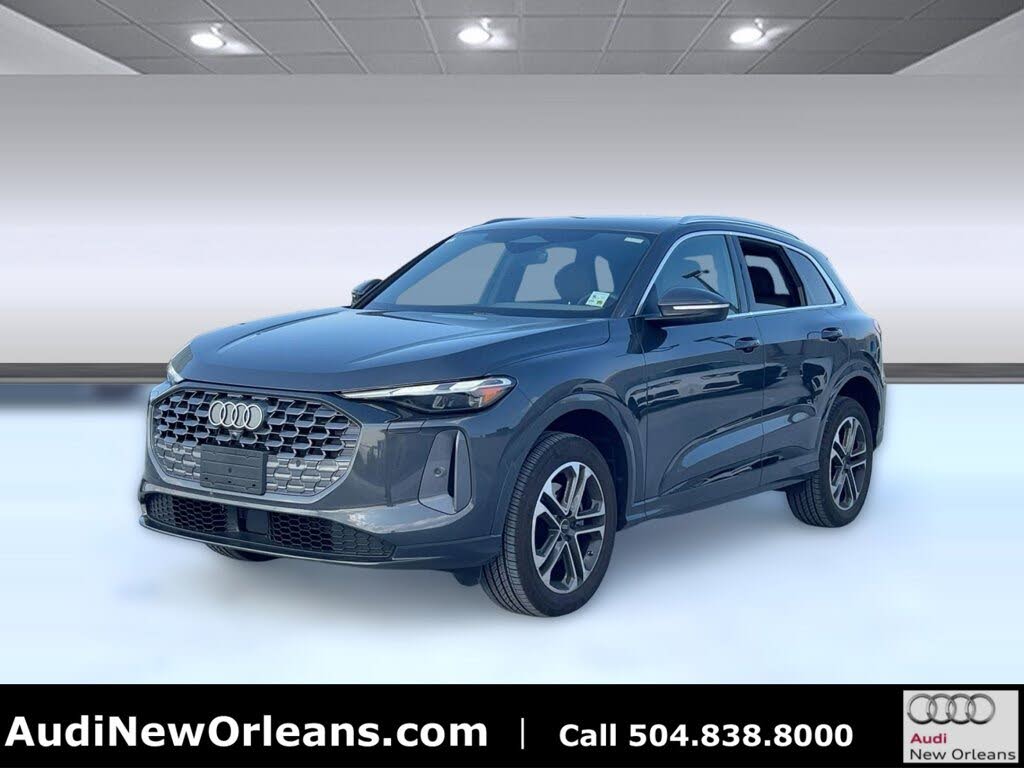 2025 Audi Q5 quattro Premium 40 TFSI