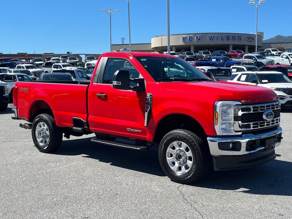 2024 Ford F-350 Super Duty XLT LB 4WD