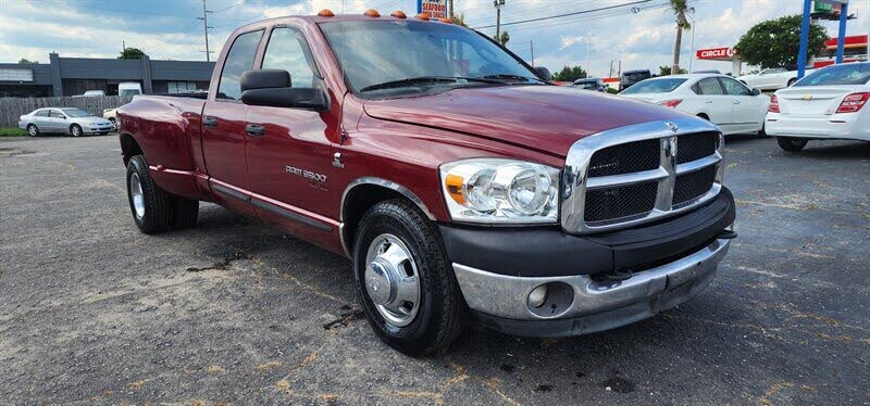 2006 Dodge RAM 3500 Laramie Quad Cab LB DRW RWD