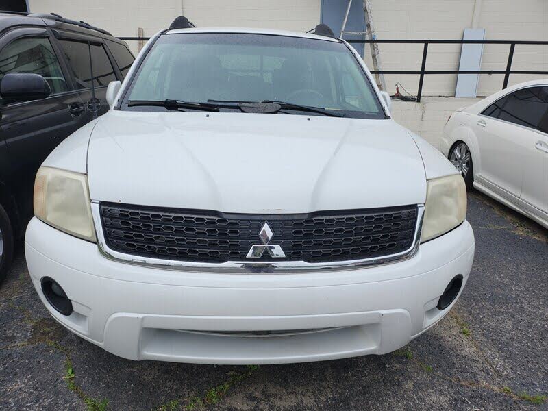 2011 Mitsubishi Endeavor LS