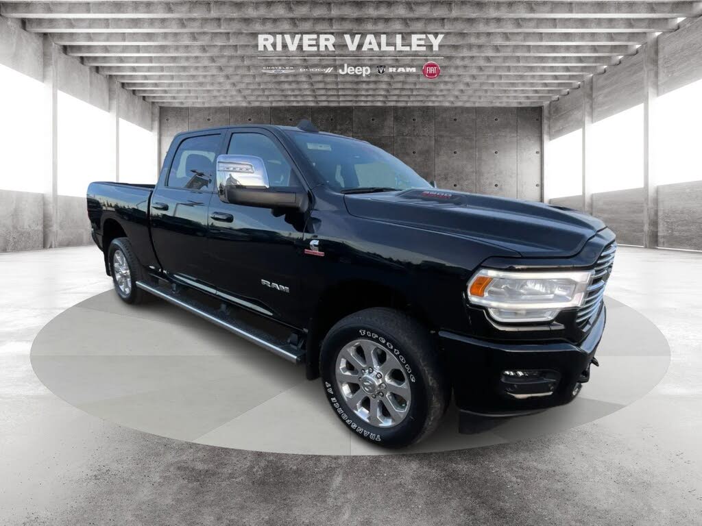 2023 RAM 3500 Laramie Crew Cab 4WD