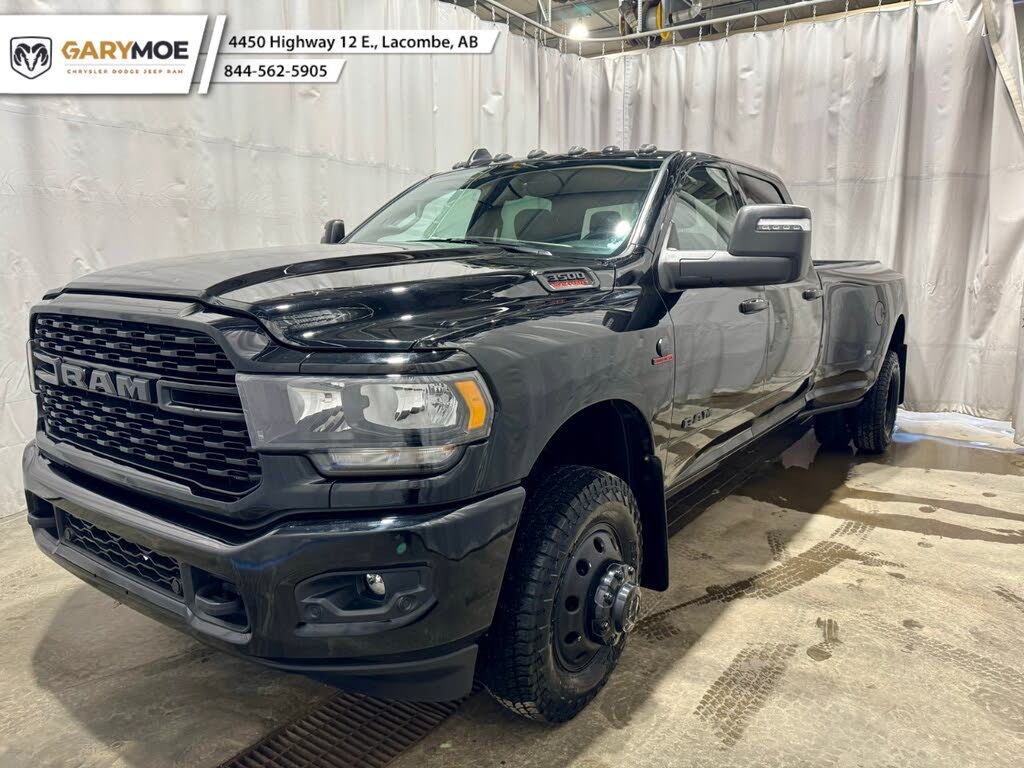 2024 RAM 3500 Big Horn Crew Cab LB DRW 4WD