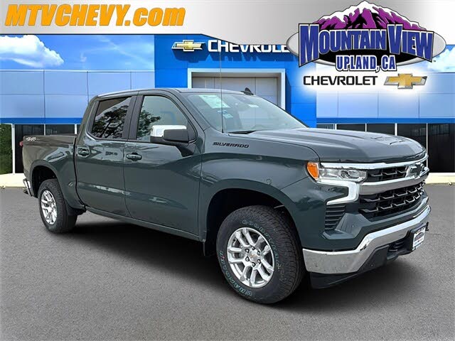 2026 Chevrolet Silverado 1500 LT Crew Cab 4WD
