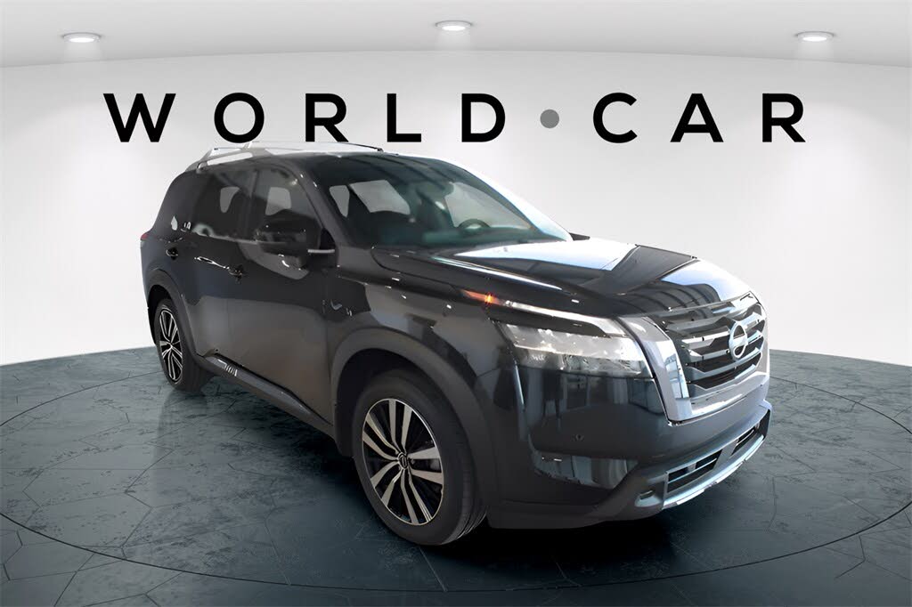 2024 Nissan Pathfinder Platinum FWD