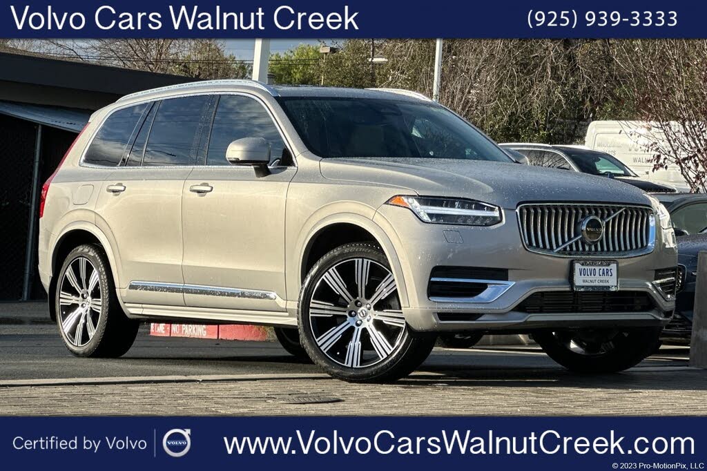 2024 Volvo XC90 Recharge T8 Core Bright Theme eAWD