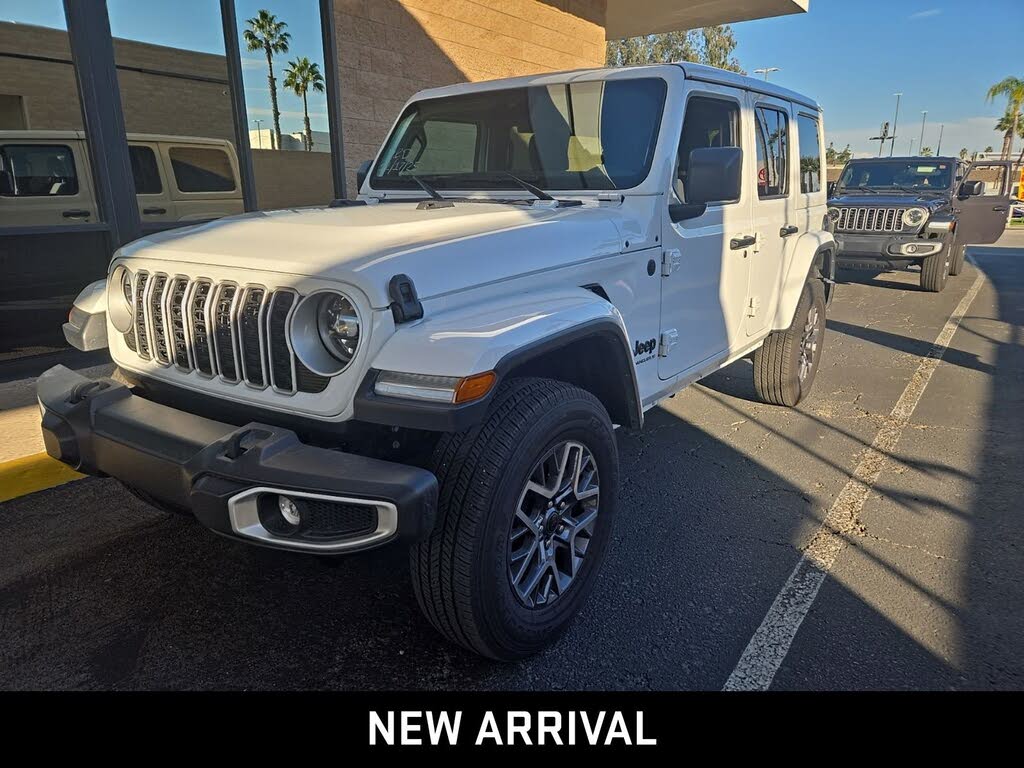2025 Jeep Wrangler Sahara 4-Door 4WD
