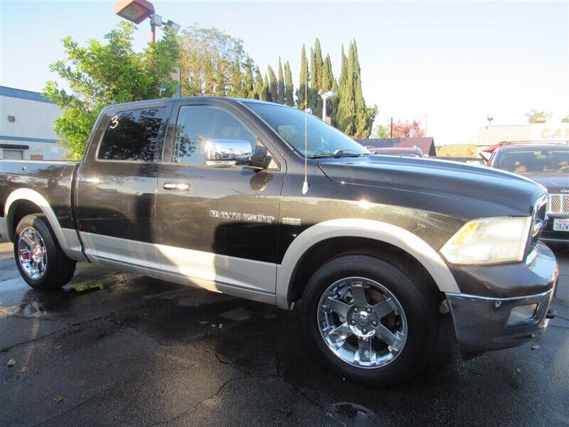 2010 Dodge RAM 1500 Laramie Crew Cab RWD