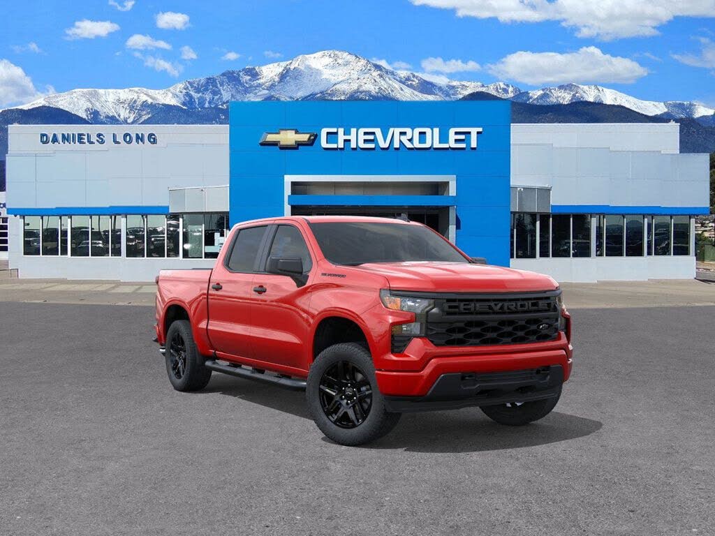 2025 Chevrolet Silverado 1500 Custom Crew Cab 4WD