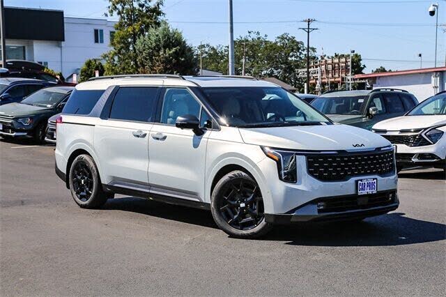 2026 Kia Carnival SX FWD
