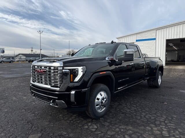 2026 GMC Sierra 3500HD Denali Crew Cab 4WD