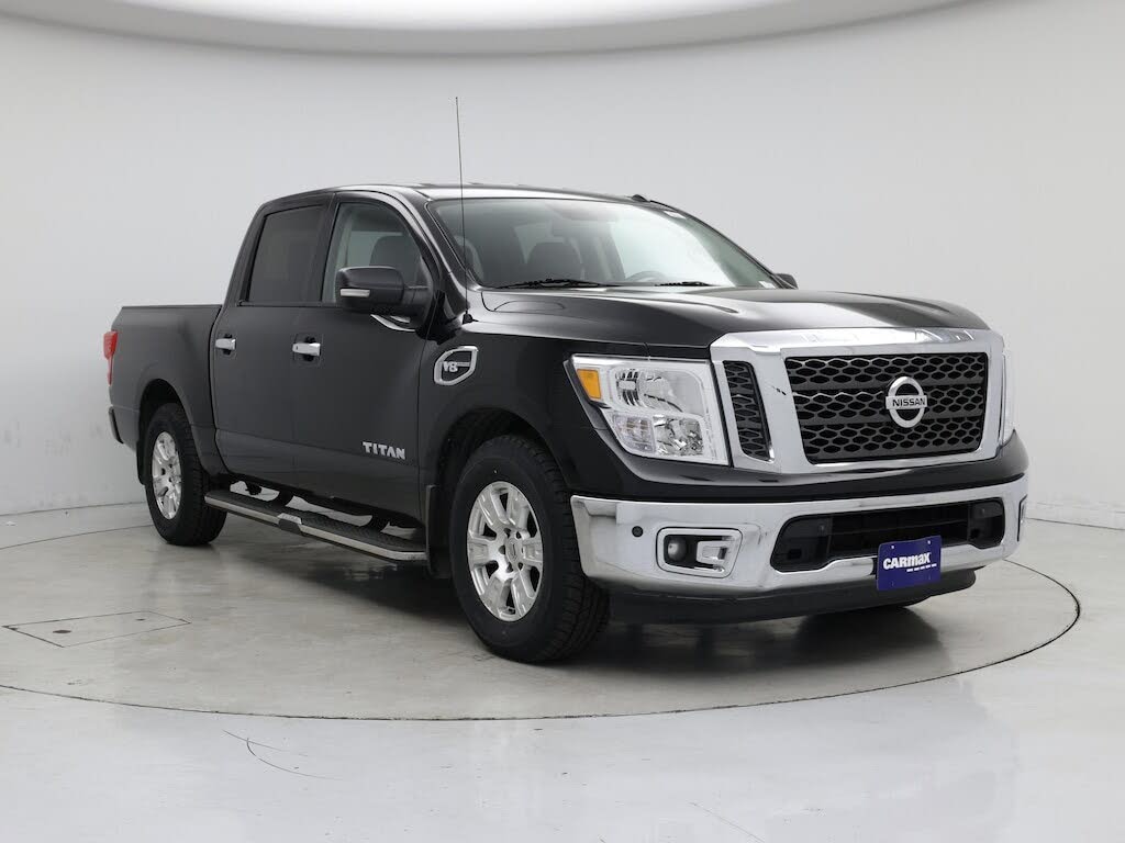 2017 Nissan Titan SV Crew Cab