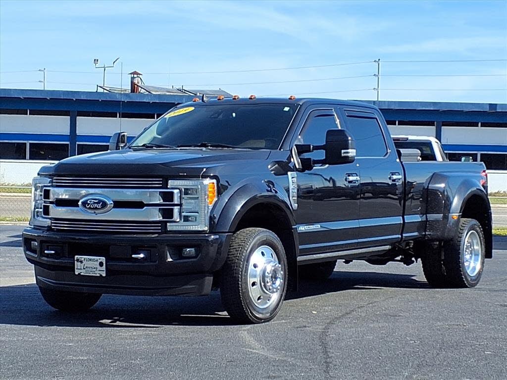 2019 Ford F-450 Super Duty Limited Crew Cab LB DRW 4WD