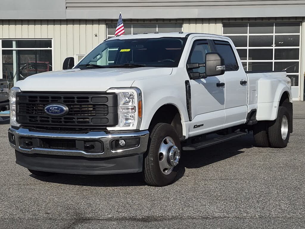 2023 Ford F-350 Super Duty XL Crew Cab LB DRW 4WD