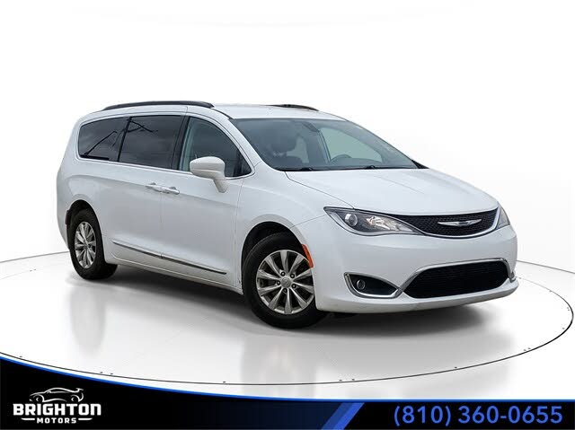 2017 Chrysler Pacifica Touring L FWD