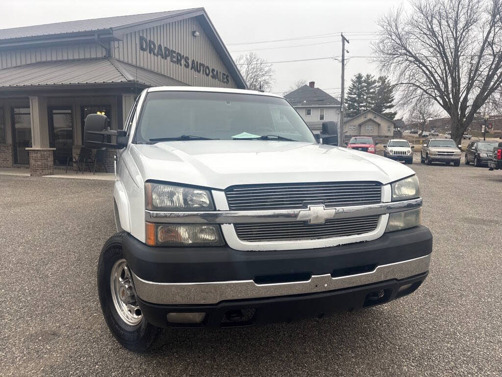 2004 Chevrolet Silverado 2500HD Crew Cab 4WD