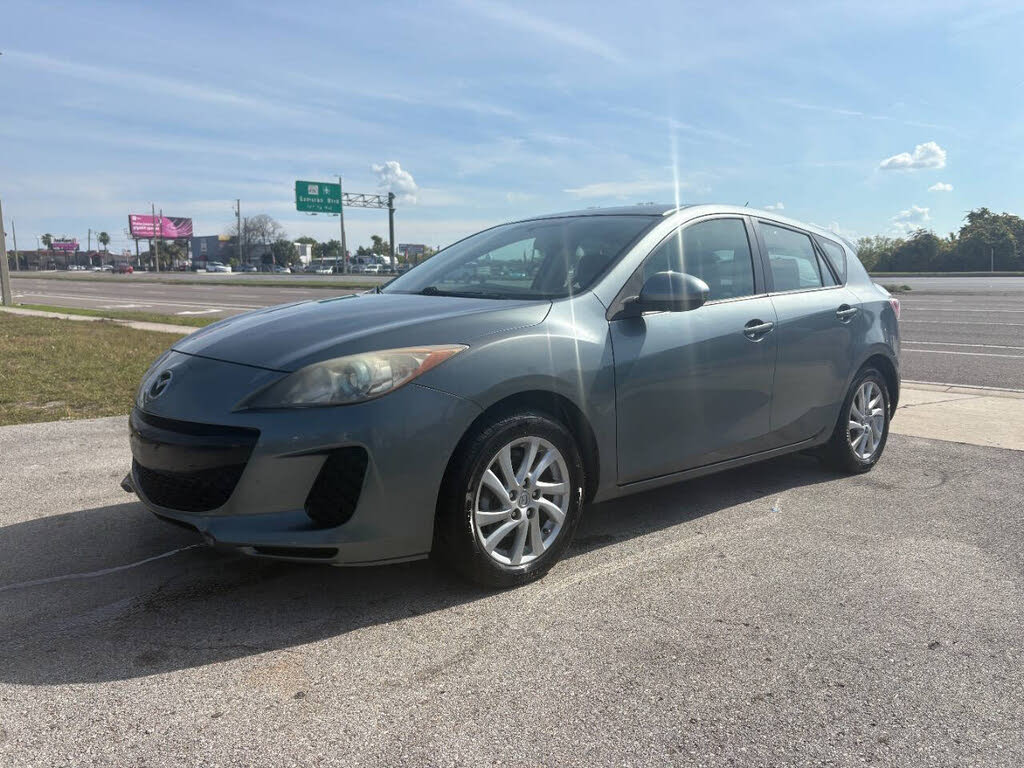 2012 Mazda MAZDA3 i Touring Hatchback